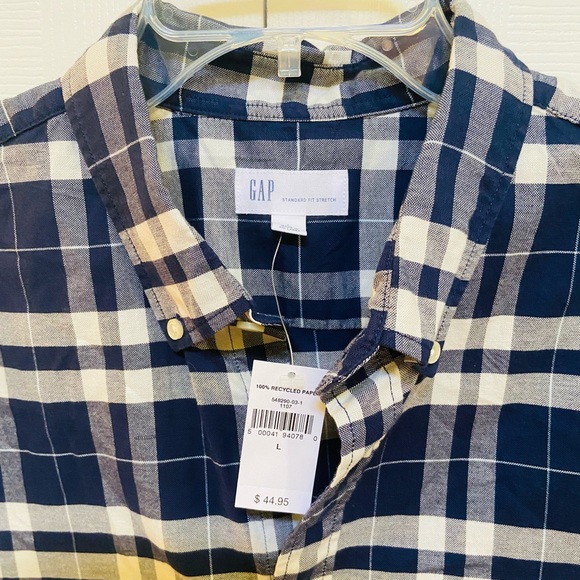 🆕NEW-GAP BLUE PLAID SHORT SLEEVE BUTTON DOWN SHIRT YOU ARE GOING TO LOVE. - Picture 3 of 7